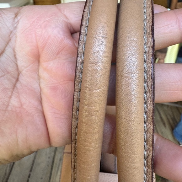 Authentic Dolce & Gabbana - Picture 10 of 16